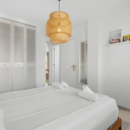Appartement Cozy Retreat Near By Costarentals - Ref 78 *